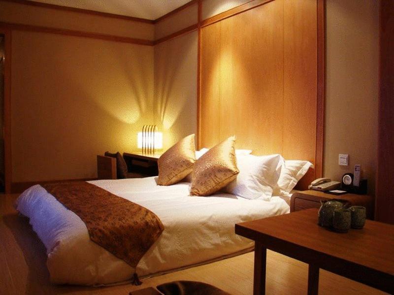 Linjiang Hotel Xangai Quarto foto